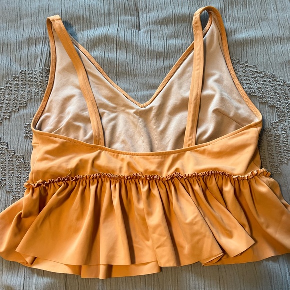 EUC Kortni Jeane Orange Peplum Swim Top - Picture 2 of 2